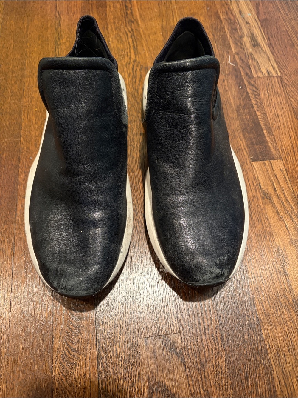 Via Spiga Black Slip-On Leather Slippers with White Sole